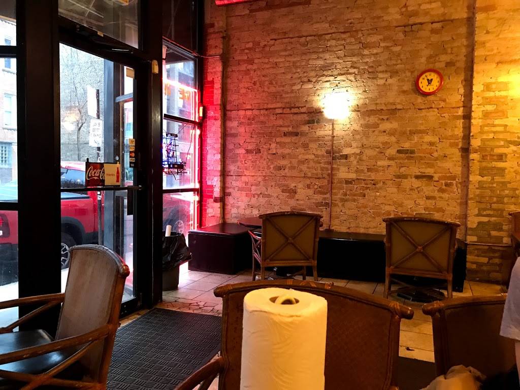 Jays Beef | restaurant | 2255 W North Ave, Chicago, IL 60647, USA | 7737722333 OR +1 773-772-2333