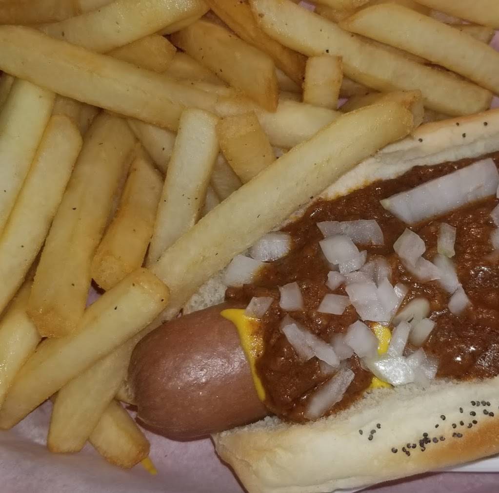 Dixies Dog House | meal takeaway | 250 107th Ave, Treasure Island, FL 33706, USA | 7273606001 OR +1 727-360-6001