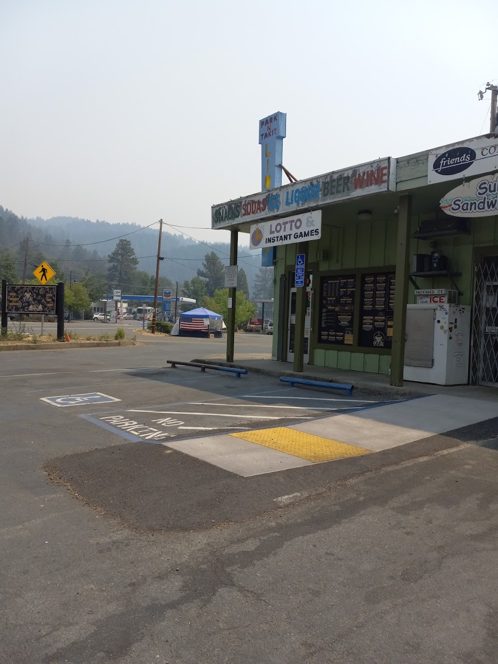 Friends Coffee House at Park-N-Take It Liquors | cafe | 44900 US-101, Laytonville, CA 95454, USA | 7079846411 OR +1 707-984-6411