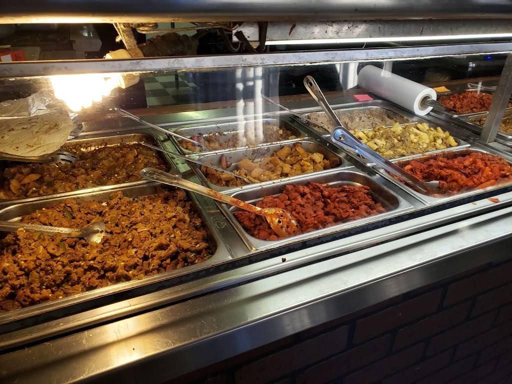 Tortilleria Crystal | restaurant | 10310 McCombs St, El Paso, TX 79924, USA | 9157401363 OR +1 915-740-1363