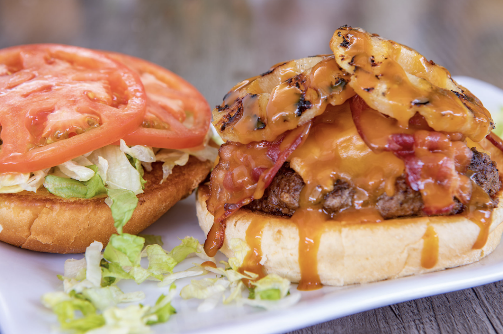 Island Wing Company - Rolling Oaks | restaurant | 3267 Rolling Oaks Blvd, Kissimmee, FL 34747, USA | 4072501180 OR +1 407-250-1180