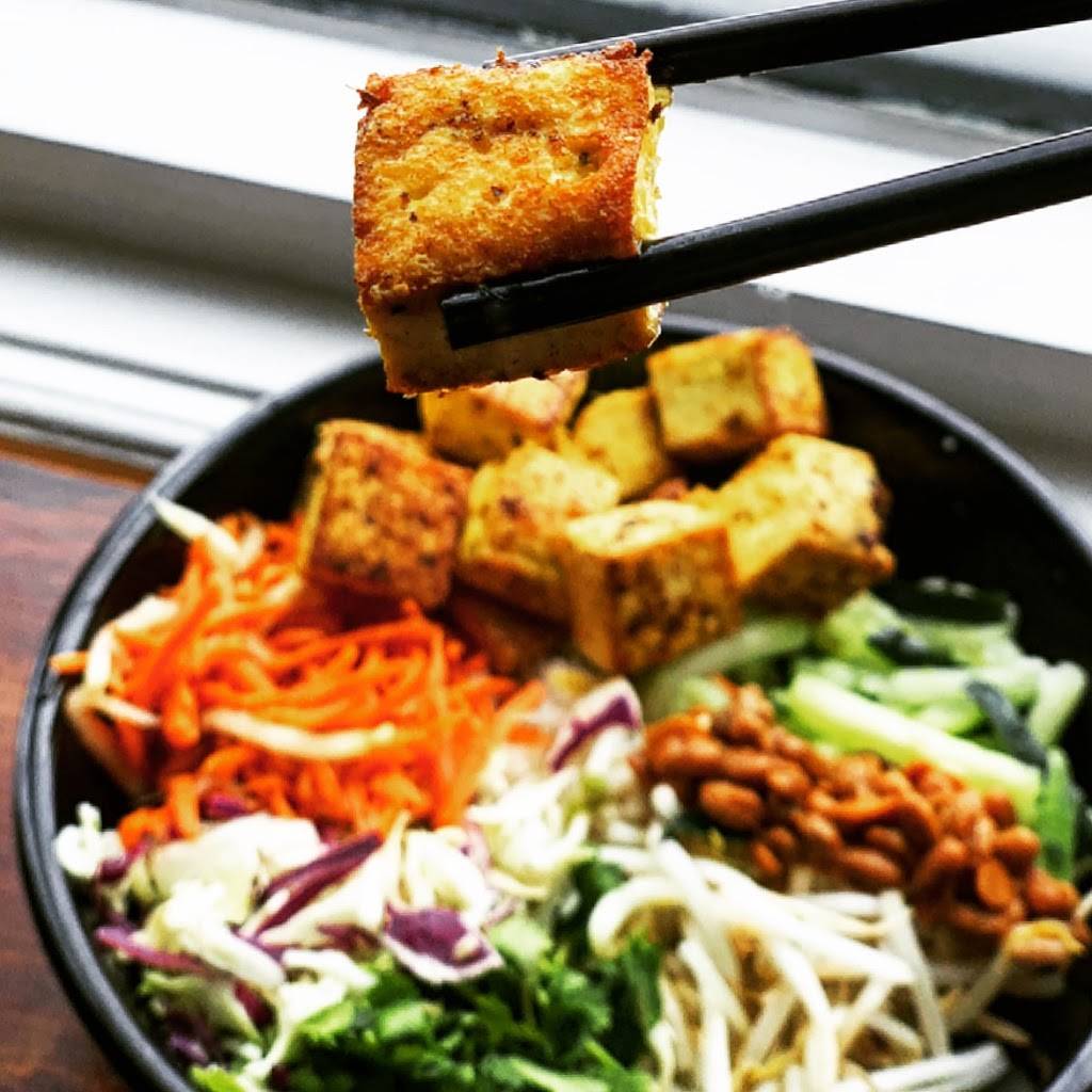 Yey’s Cafe | restaurant | 3225 Main St, Buffalo, NY 14214, USA | 7168340980 OR +1 716-834-0980