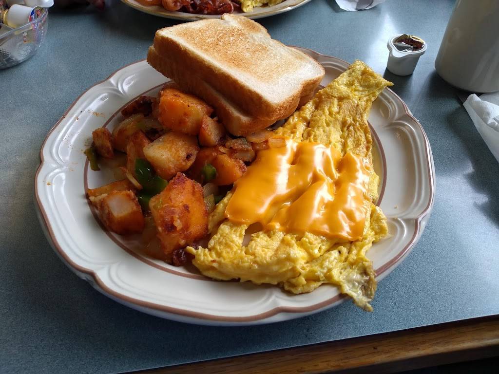 Maple Diner | restaurant | 993 Maple St, Rochester, NY 14611, USA | 5853285508 OR +1 585-328-5508