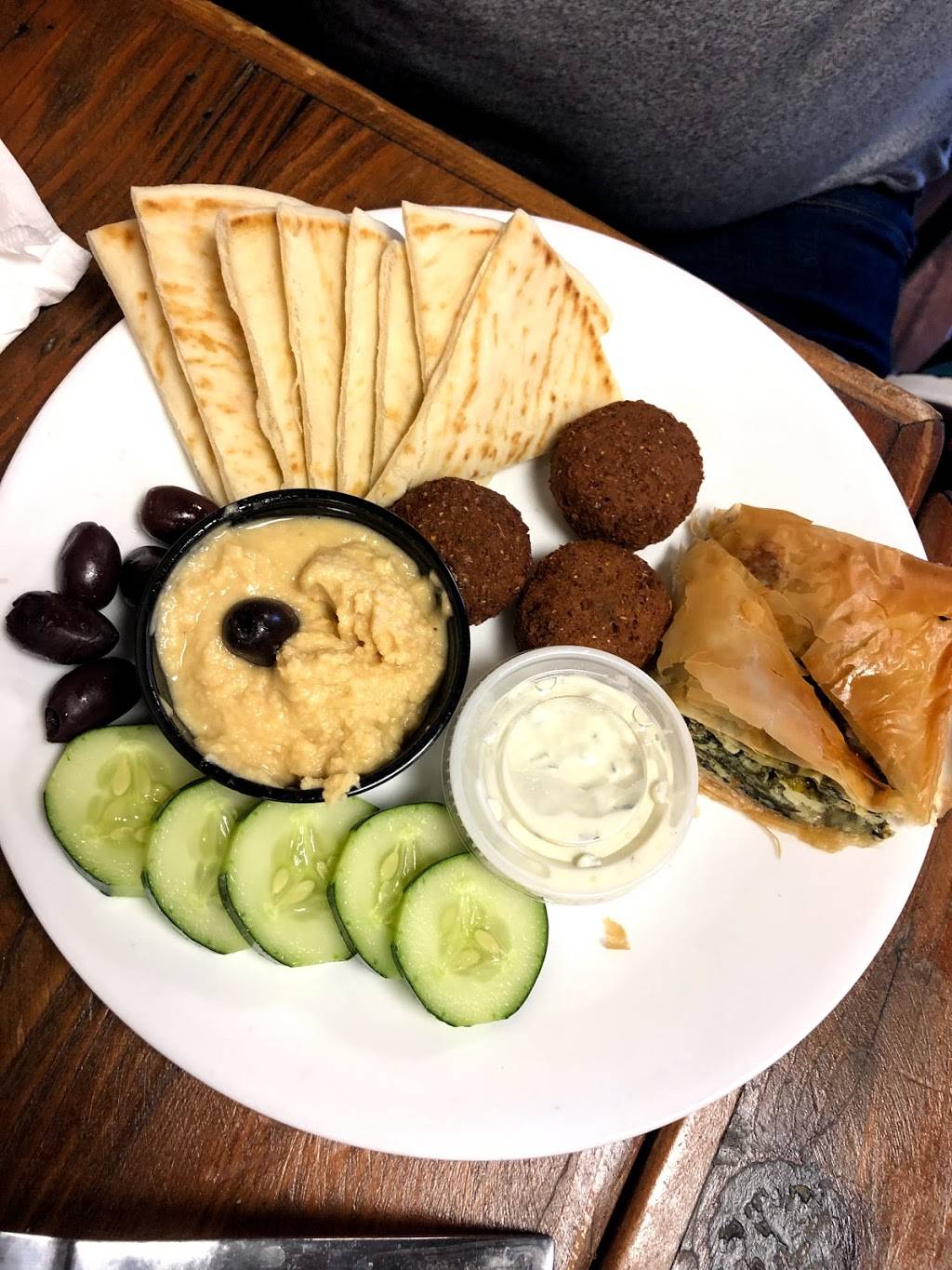 Little Greek Fresh Grill-Celebration | restaurant | 45 Blake Blvd, Celebration, FL 34747, USA | 4075664736 OR +1 407-566-4736