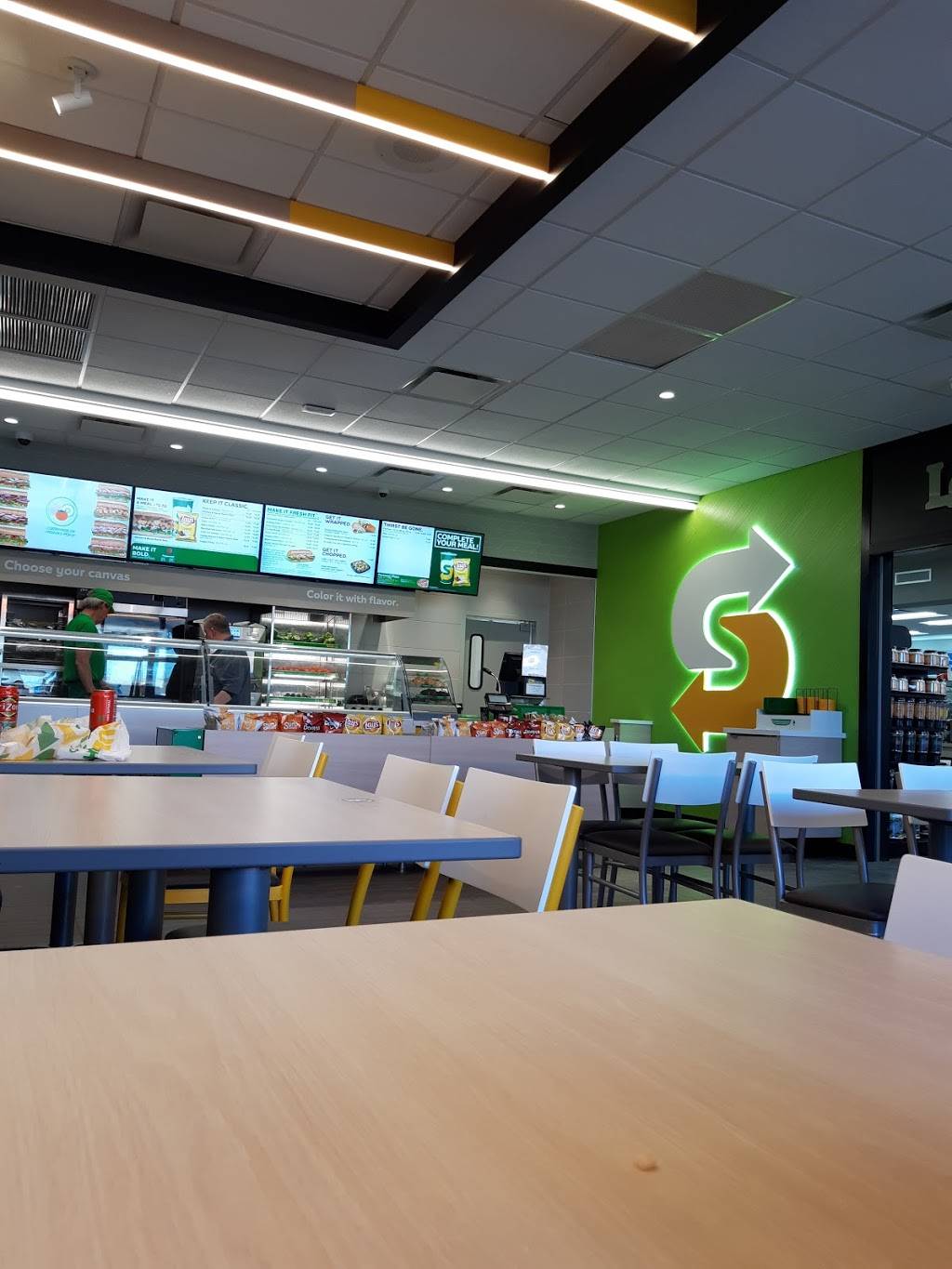 Subway | meal takeaway | 3800 E State Hwy 56, Berthoud, CO 80513, USA | 9705322507 OR +1 970-532-2507