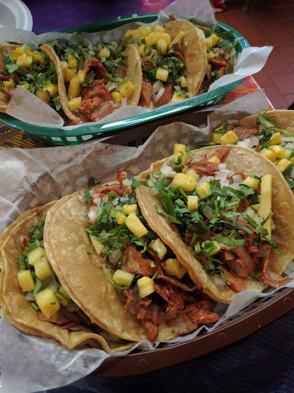 Taqueria Los Barrilitos | restaurant | 3518 W 25th St, Chicago, IL 60623, USA | 7736730102 OR +1 773-673-0102