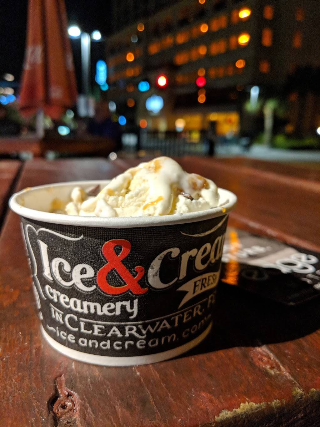 Ice & Cream Creamery | restaurant | 453 S Gulfview Blvd, Clearwater, FL 33767, USA | 7272868106 OR +1 727-286-8106