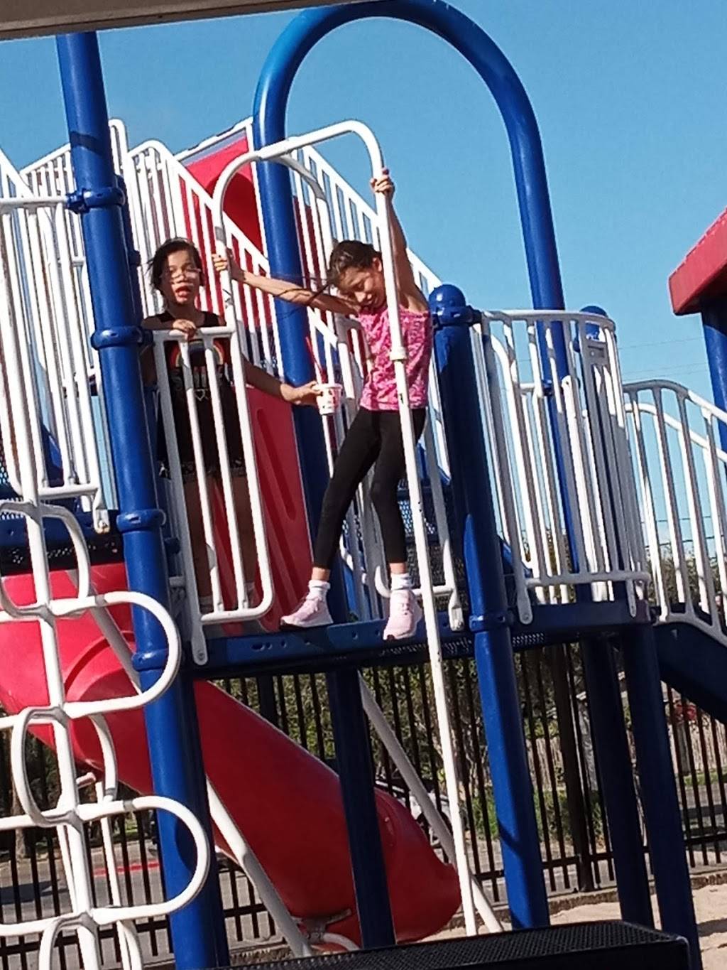 Sonic Drive-In | restaurant | 4801 S Staples St, Corpus Christi, TX 78411, USA | 3619949704 OR +1 361-994-9704