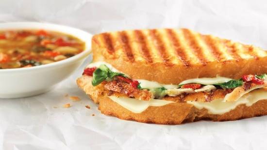 Corner Bakery Cafe | bakery | 42 E Hinsdale Ave, Hinsdale, IL 60521, USA | 6308507587 OR +1 630-850-7587