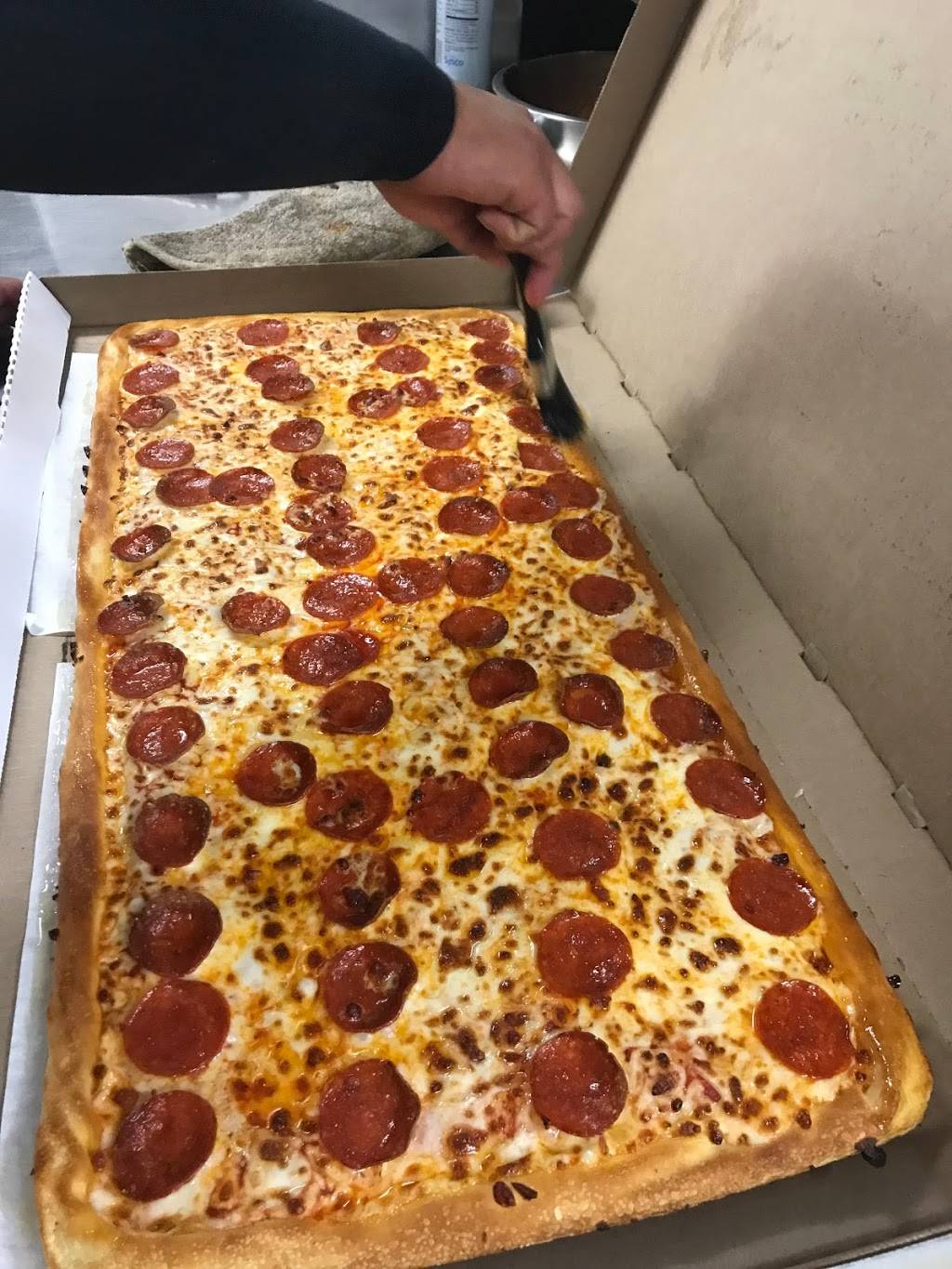 L.A. Pizza Shop | restaurant | 13020 Francisquito Ave, Baldwin Park, CA 91706, USA | 6263379900 OR +1 626-337-9900