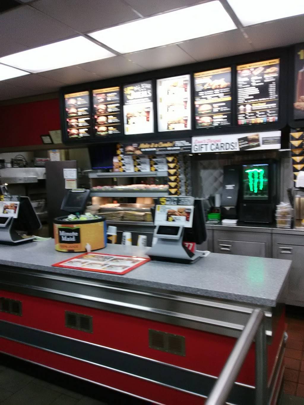 Hardees | restaurant | Highway 58 A, Coeburn, VA 24230, USA | 2763955441 OR +1 276-395-5441