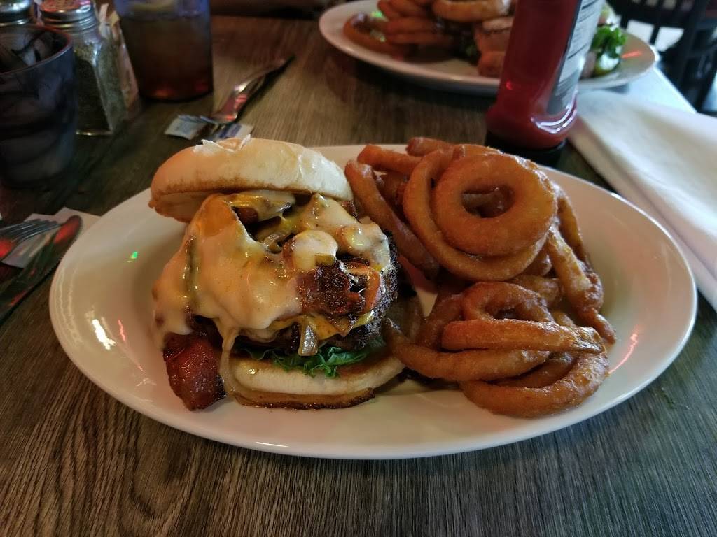 Poes Pub | restaurant | 2706 E Main St, Richmond, VA 23223, USA | 8046482120 OR +1 804-648-2120