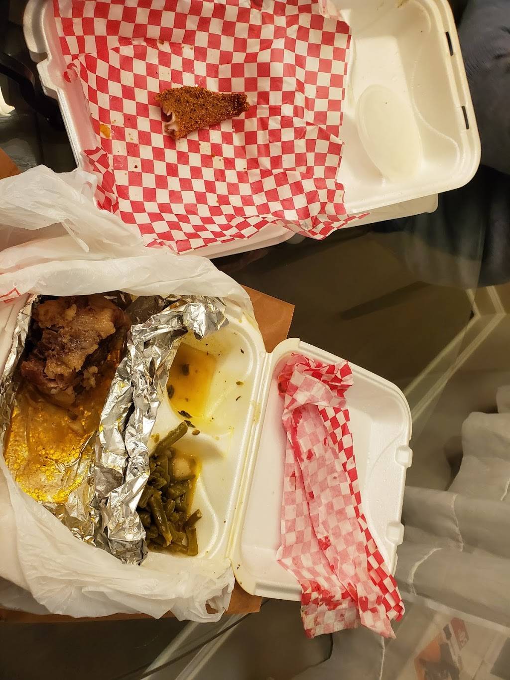 Bells Catfish and Soul Food | restaurant | 2846 Airways Blvd, Memphis, TN 38132, USA | 9013451485 OR +1 901-345-1485