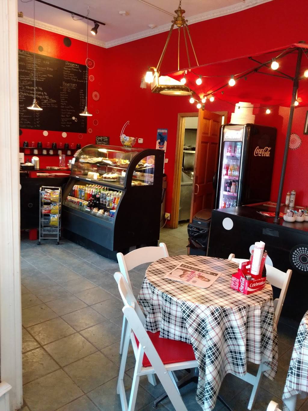 Red Rover Cafe | cafe | 1535 W Devon Ave, Chicago, IL 60660, USA | 7732620414 OR +1 773-262-0414