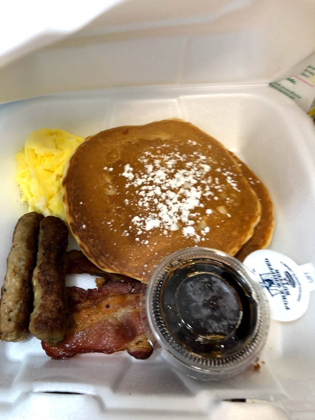 Red Apple House of Pancakes | restaurant | 2616 Shelden St, Warsaw, IN 46582, USA | 5742673007 OR +1 574-267-3007