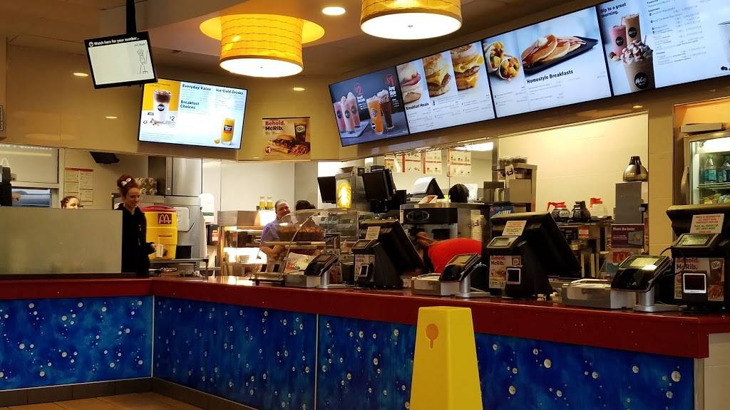 McDonalds | cafe | 2139 N Main St, Princeton, IL 61356, USA | 8158722281 OR +1 815-872-2281