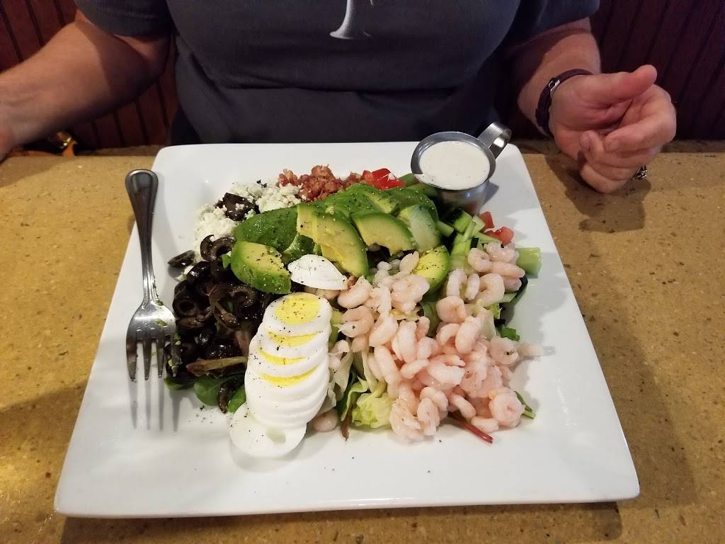 Merchant & Main Grill & Bar | restaurant | 349 Merchant St, Vacaville, CA 95688, USA | 7074460368 OR +1 707-446-0368