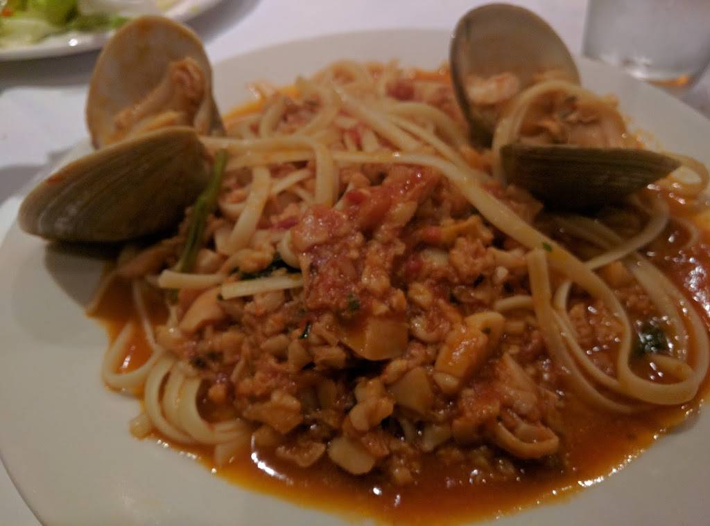 Italian Village Pizza | restaurant | 1494 1st Avenue #1, New York, NY 10075, USA | 2125355950 OR +1 212-535-5950