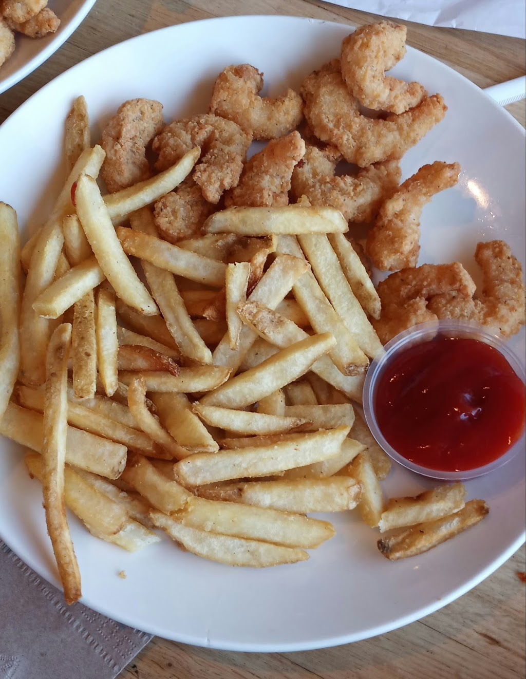 Throggs Neck | restaurant | 815 Hutchinson River Pkwy, Bronx, NY 10465, USA | 3472937421 OR +1 347-293-7421