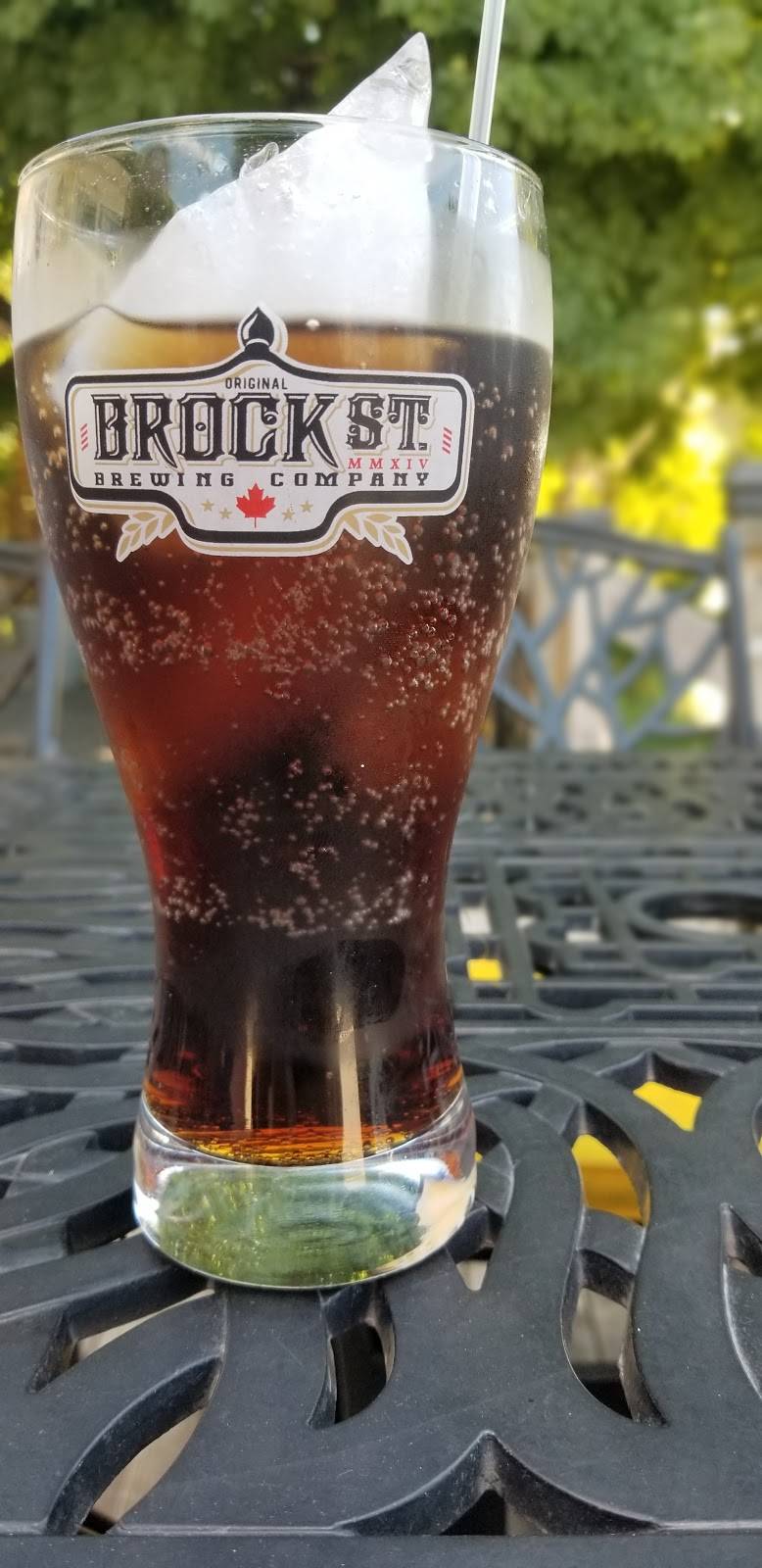 Crawfords Lakeside Café | restaurant | 125 Mill St S, Port Hope, ON L1A 2S8, Canada | 9058858093 OR +1 905-885-8093