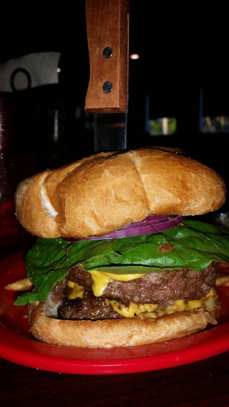 Victorios Oyster Bar and Grille | restaurant | 1701 US-1, Titusville, FL 32796, USA | 3212671950 OR +1 321-267-1950