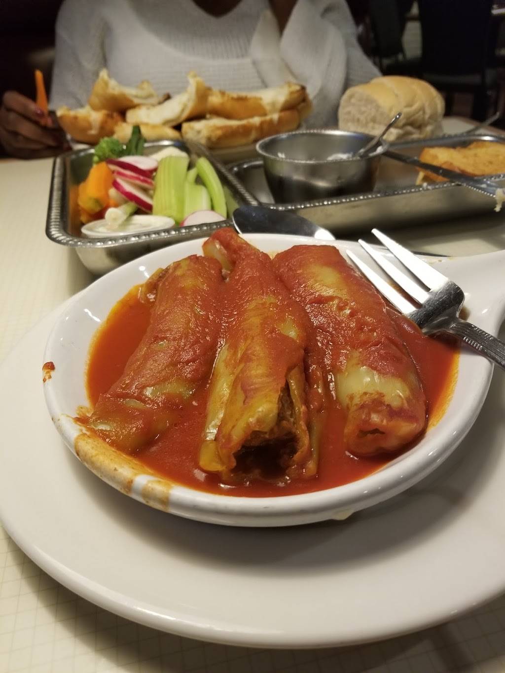 Carlos Restaurant | meal takeaway | 560 W 14th Pl, Chicago Heights, IL 60411, USA | 7087479480 OR +1 708-747-9480