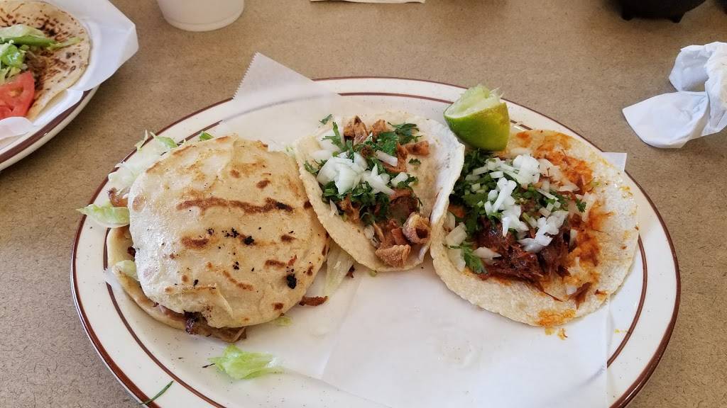 Taqueria Tepatitlan | restaurant | 10337 East Fwy, Houston, TX 77029, USA | 7136760758 OR +1 713-676-0758