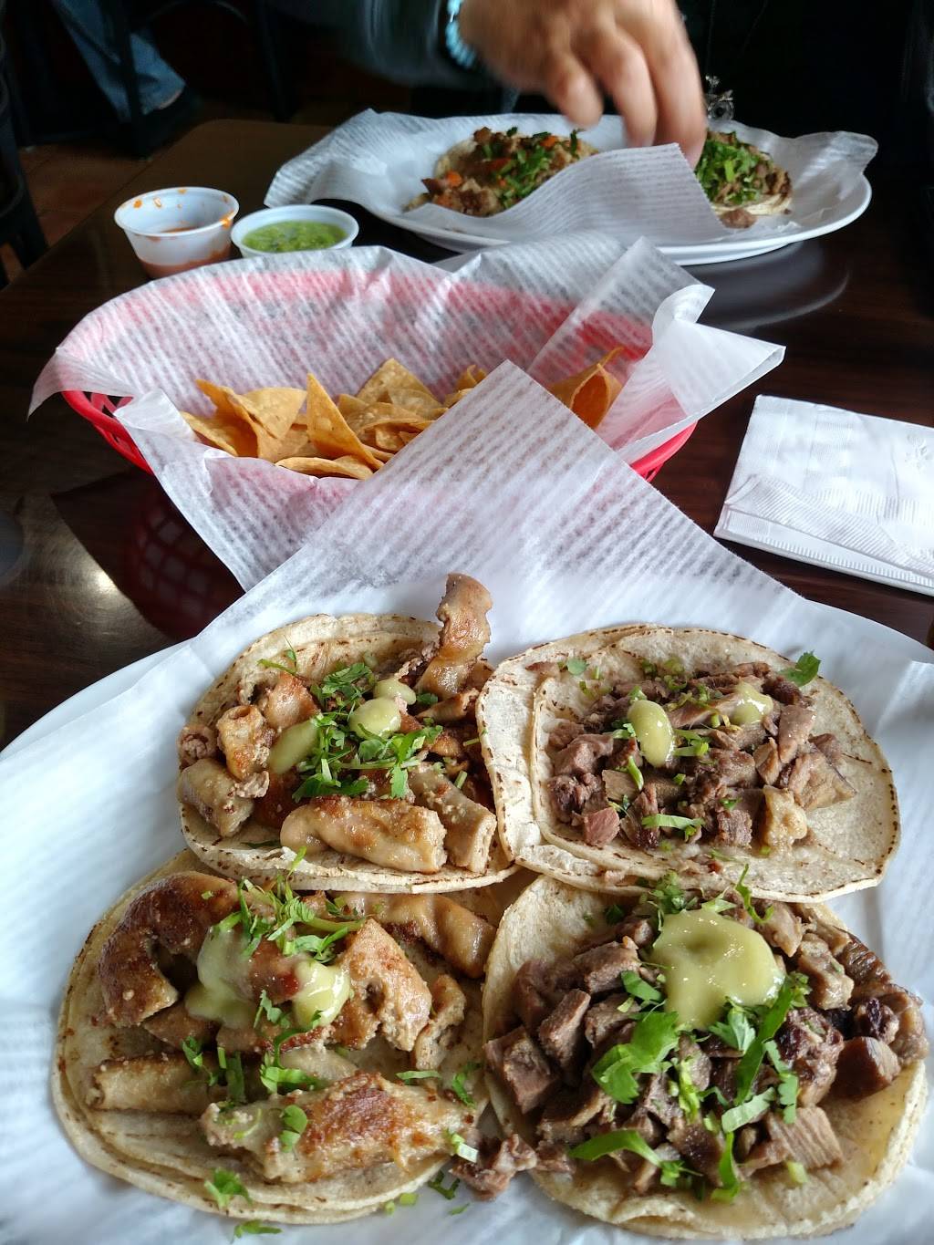 Taqueria Cuernavaca | restaurant | 1117 N Ventura Ave, Ventura, CA 93001, USA | 8056538052 OR +1 805-653-8052