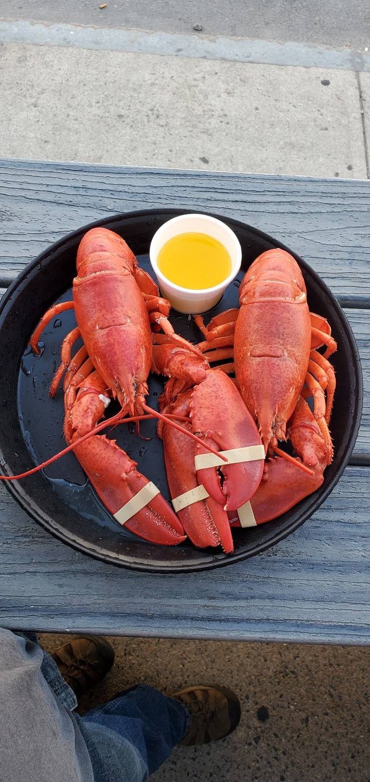 Wallys Pub | restaurant | 144 Ashworth Ave, Hampton, NH 03842, USA | 6039266954 OR +1 603-926-6954