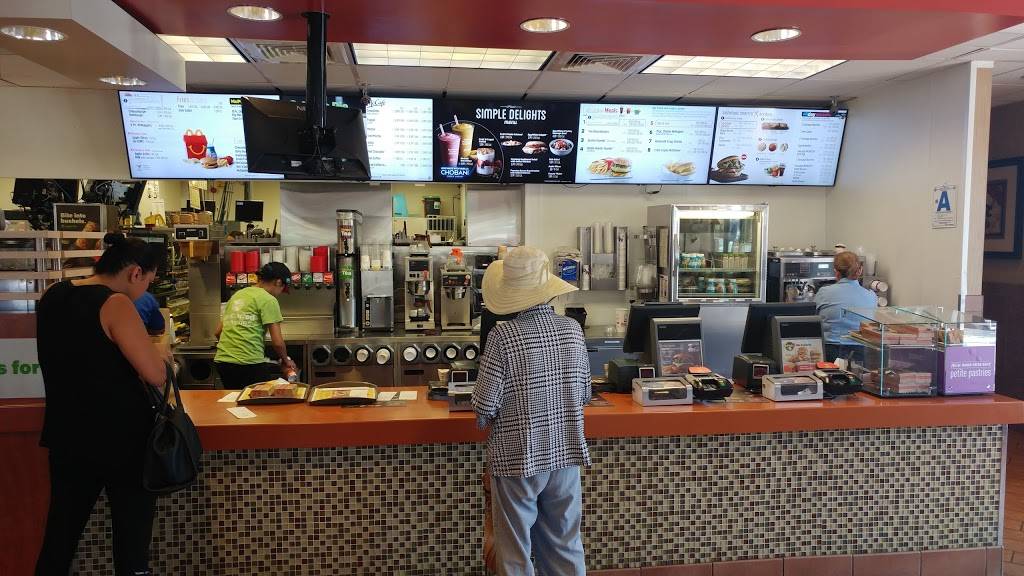 McDonalds | cafe | 6945 Linda Vista Rd, San Diego, CA 92111, USA | 8585606437 OR +1 858-560-6437