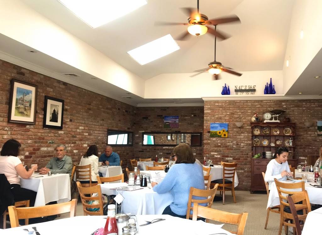 Jenis Main Street Bistro | restaurant | 62375 Main Rd, Southold, NY 11971, USA | 6317659610 OR +1 631-765-9610