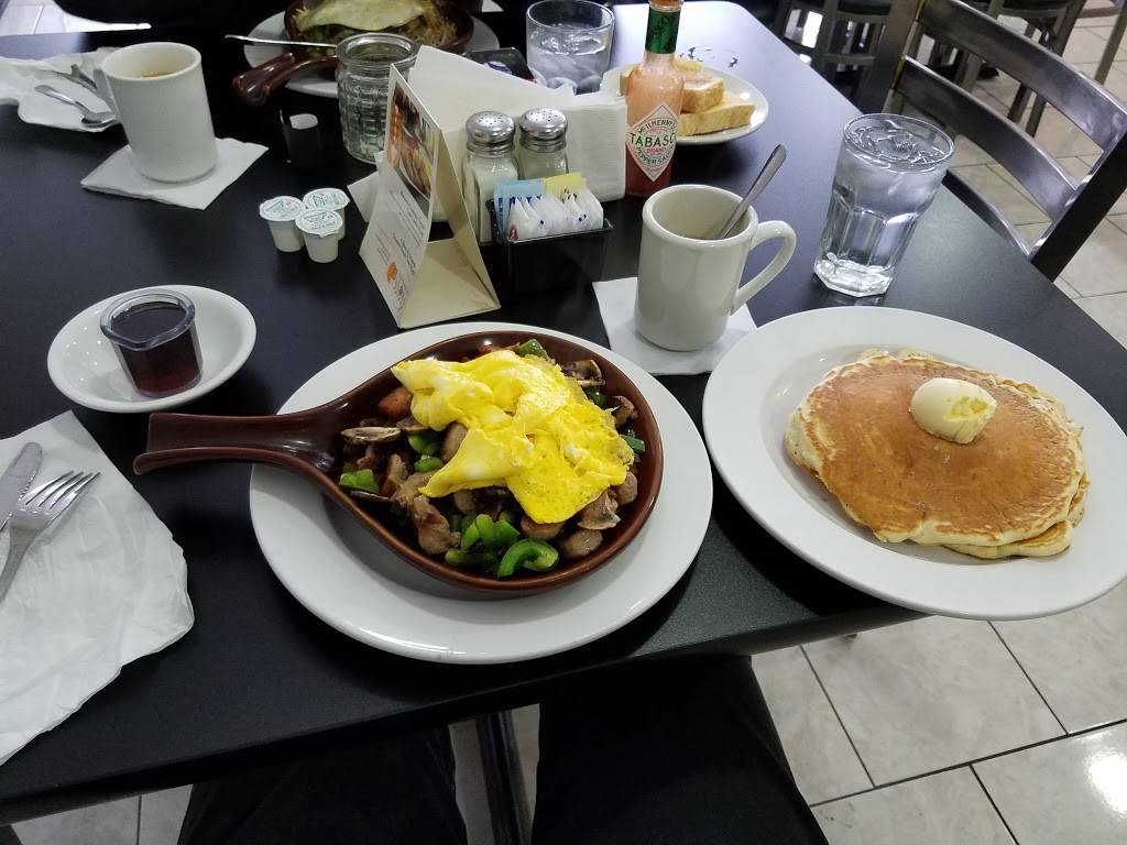 Palos Hills Pancake House | restaurant | 10719 S Roberts Rd, Palos Hills, IL 60465, USA | 7089749010 OR +1 708-974-9010