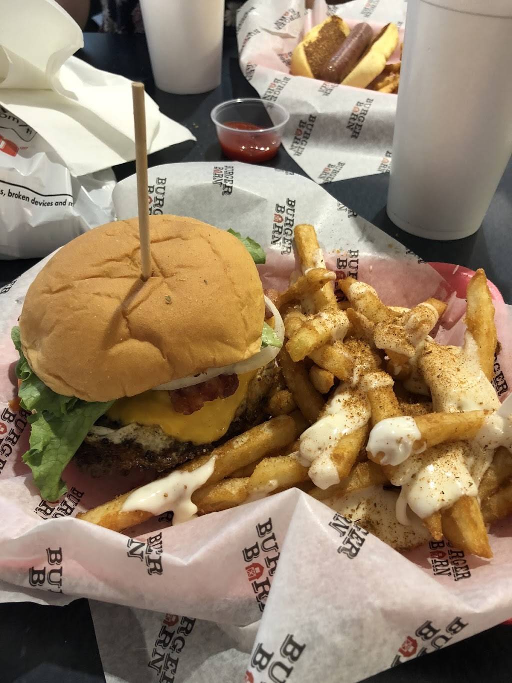 Burger Barn Fresh Burgers & Shakes | restaurant | 10300 Southside Blvd unit 3120, Jacksonville, FL 32256, USA | 9043795350 OR +1 904-379-5350