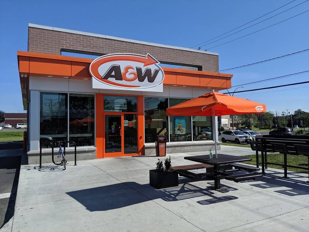 A&W Canada | restaurant | 4813 Boul Saint-Jean, Pierrefonds, QC H9H 2A9, Canada | 4382207587 OR +1 438-220-7587