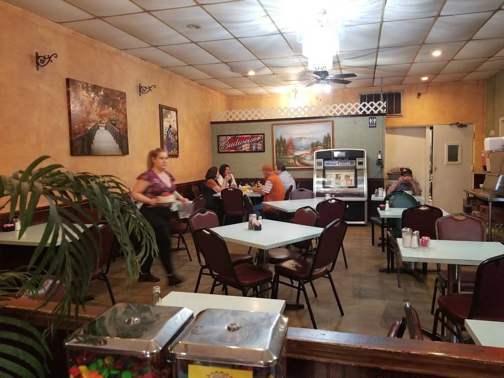 El Borrego De Oro | restaurant | 3900 S Congress Ave, Austin, TX 78704, USA | 5123830031 OR +1 512-383-0031