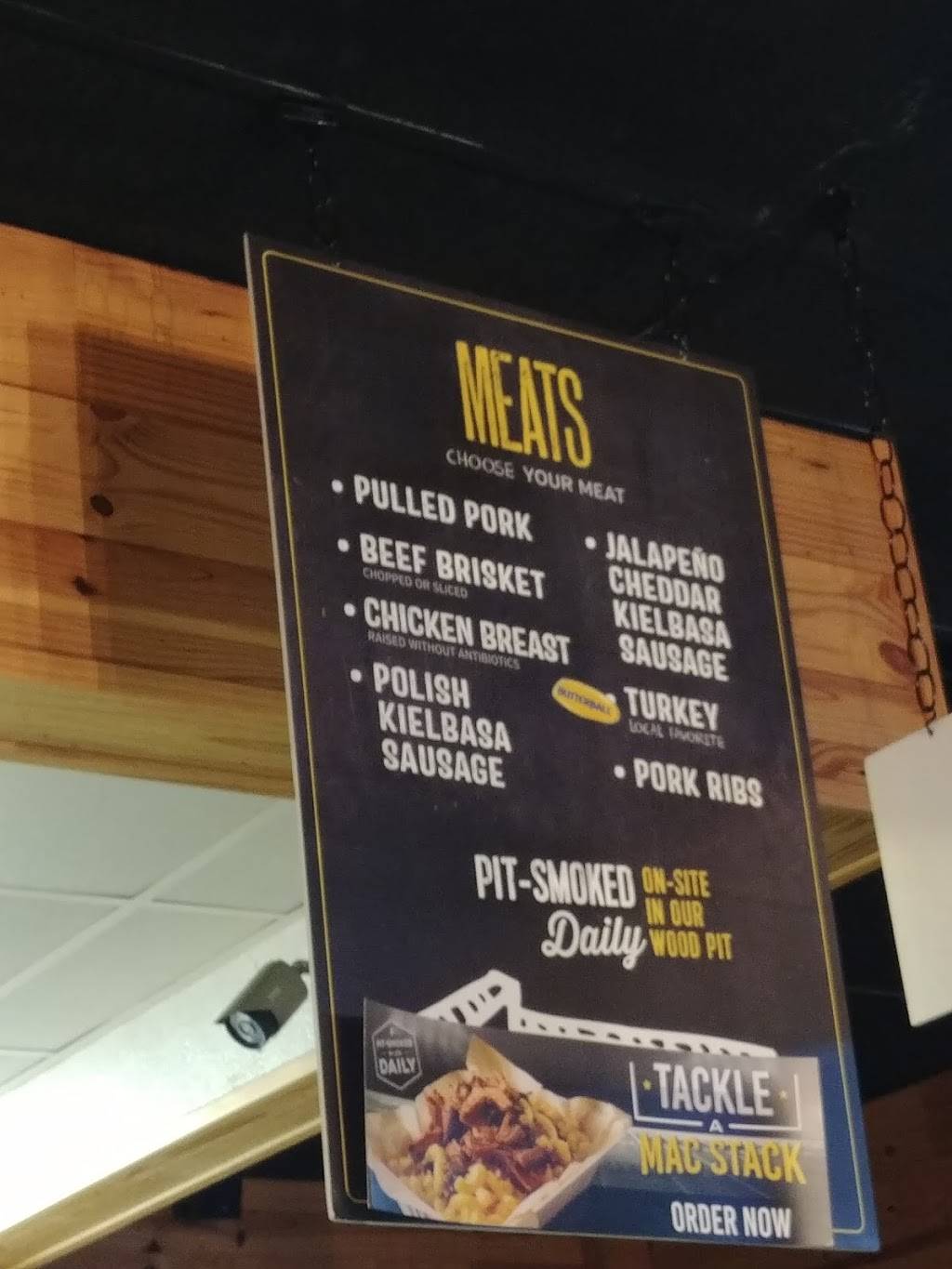 Dickeys Barbecue Pit | restaurant | 305 Rockaway Turnpike, Lawrence, NY 11559, USA | 5162392410 OR +1 516-239-2410