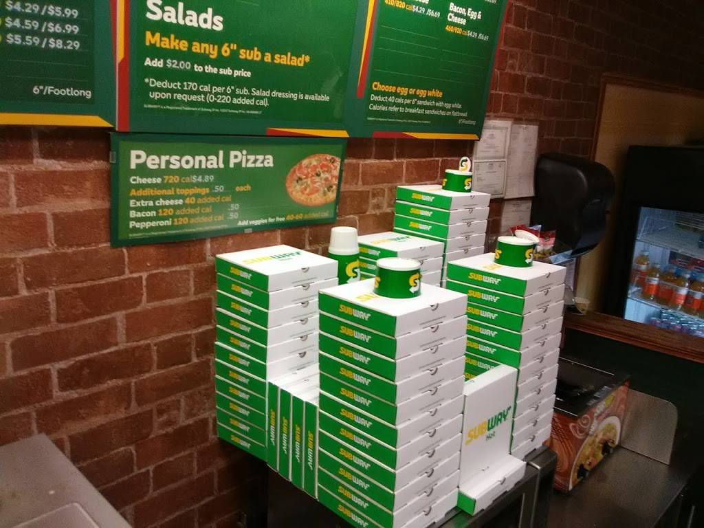 Subway Restaurants | restaurant | 9629 Countryside Center Ln, Knoxville, TN 37931, USA | 8657695212 OR +1 865-769-5212