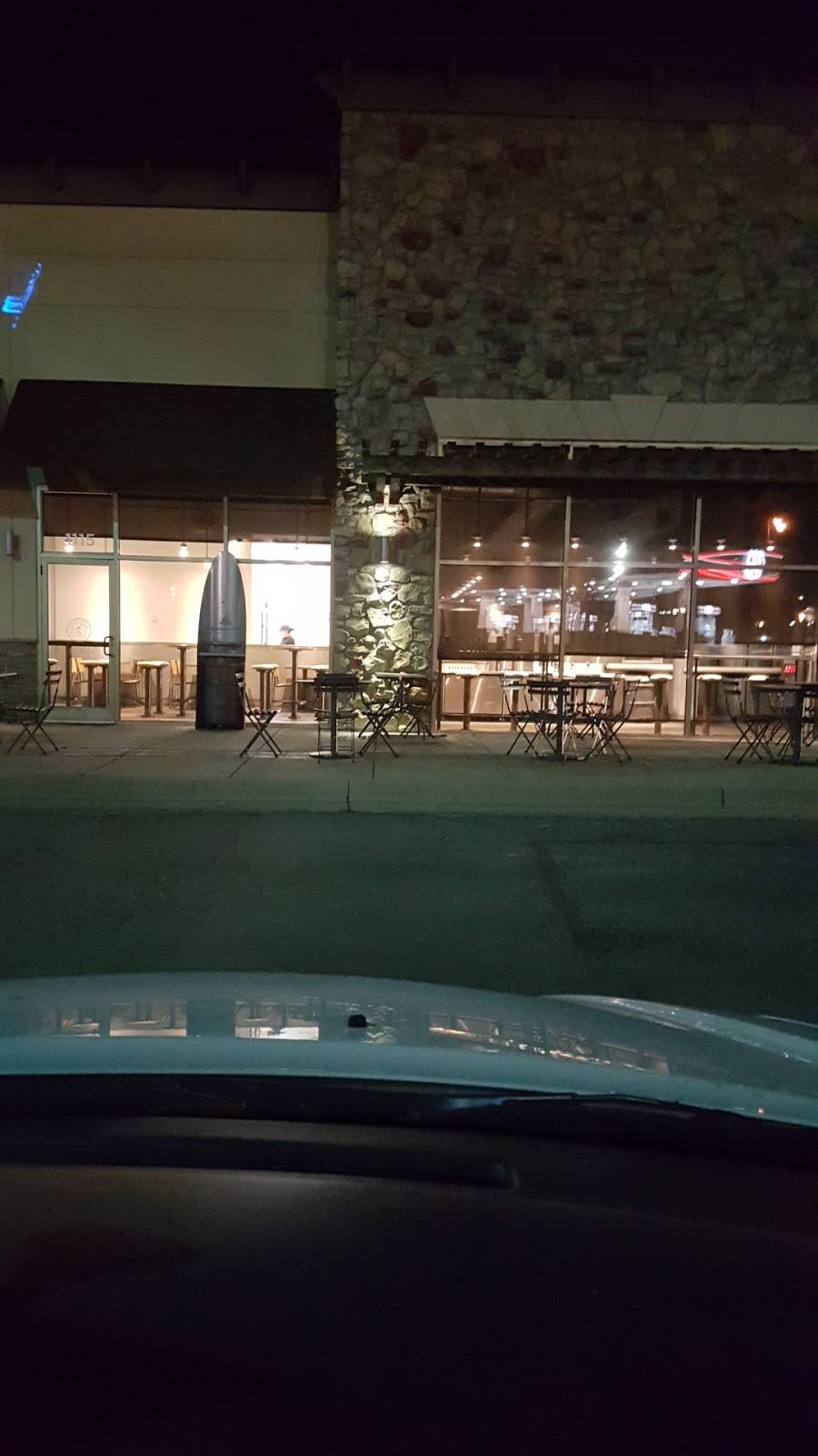 Chipotle Mexican Grill | restaurant | 1115 NE Coronado Dr, Blue Springs, MO 64014, USA | 8162292690 OR +1 816-229-2690