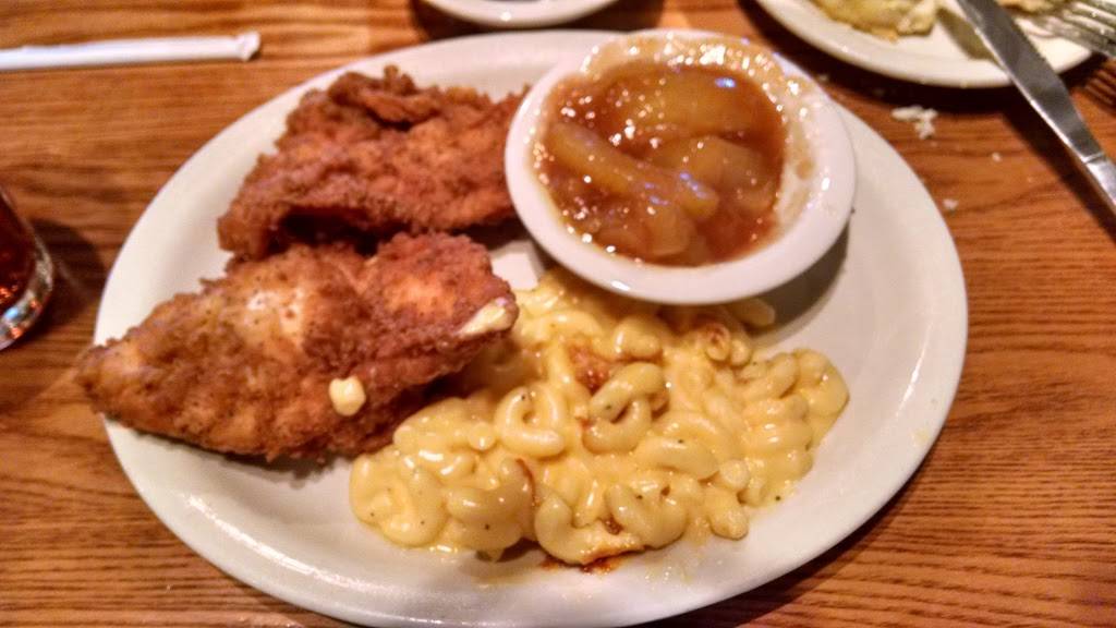 Cracker Barrel Old Country Store | restaurant | 105 Commercial Blvd, Flat Rock, NC 28731, USA | 8286925560 OR +1 828-692-5560