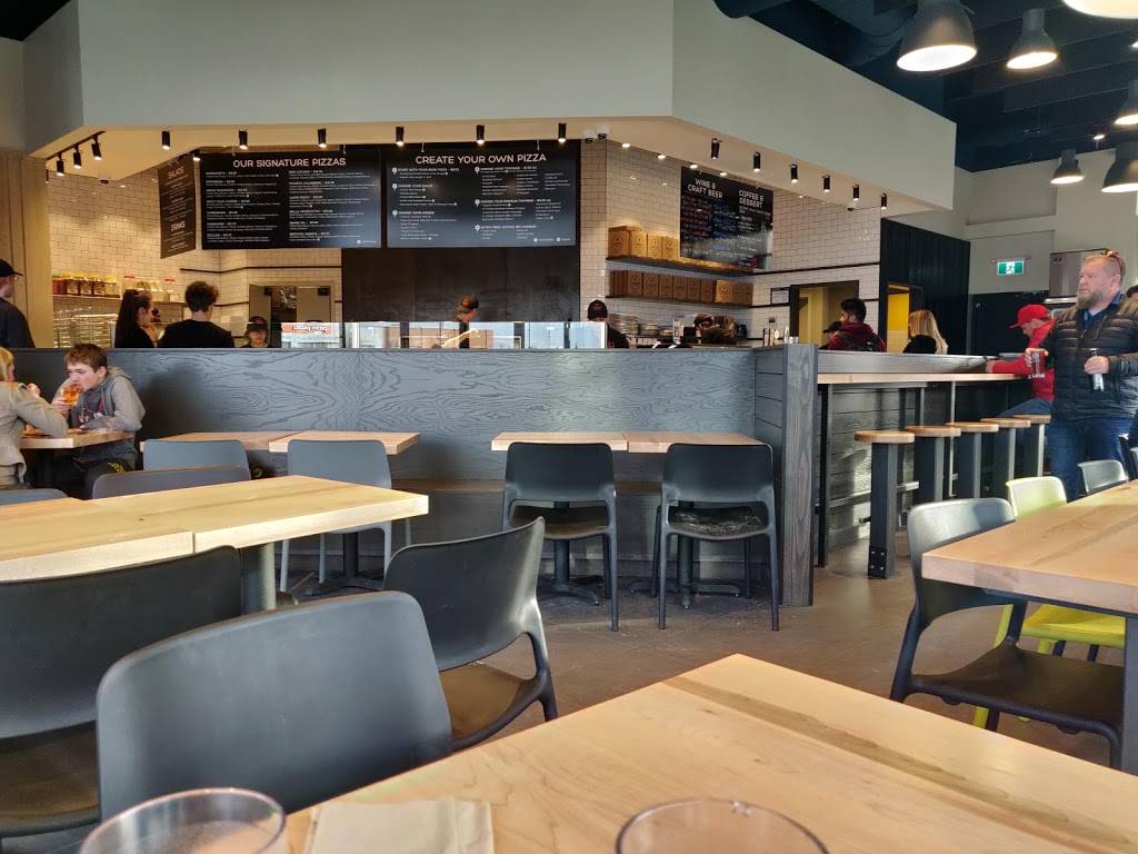 Fiazza Fresh Fired | restaurant | 3181 Greenbank Rd, Nepean, ON K2J 4H9, Canada | 6138258787 OR +1 613-825-8787