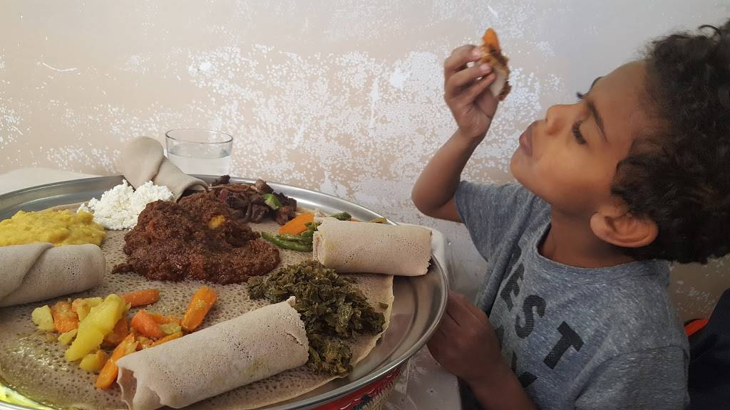 Habesha Ethiopian Restaurant | restaurant | 5070 Crookshank Rd, Cincinnati, OH 45238, USA | 5134294890 OR +1 513-429-4890