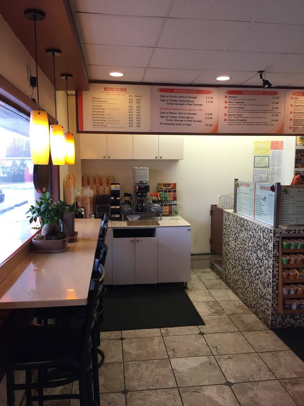 KB Deli & Hot Bagels | restaurant | 730 Grand Blvd, Deer Park, NY 11729, USA | 6312430222 OR +1 631-243-0222