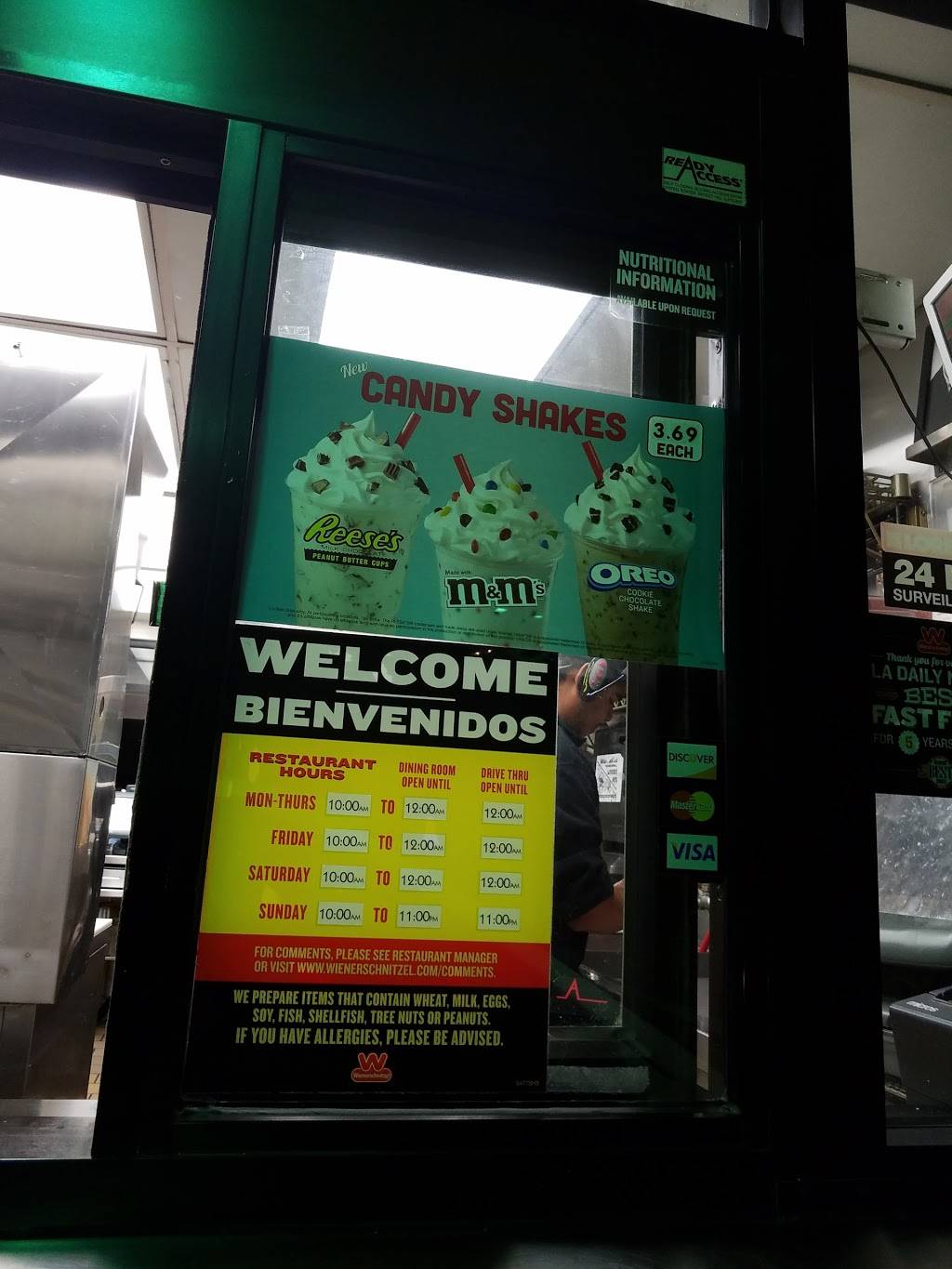 Wienerschnitzel | restaurant | 2569 W Ball Rd, Anaheim, CA 92804, USA | 7147614705 OR +1 714-761-4705