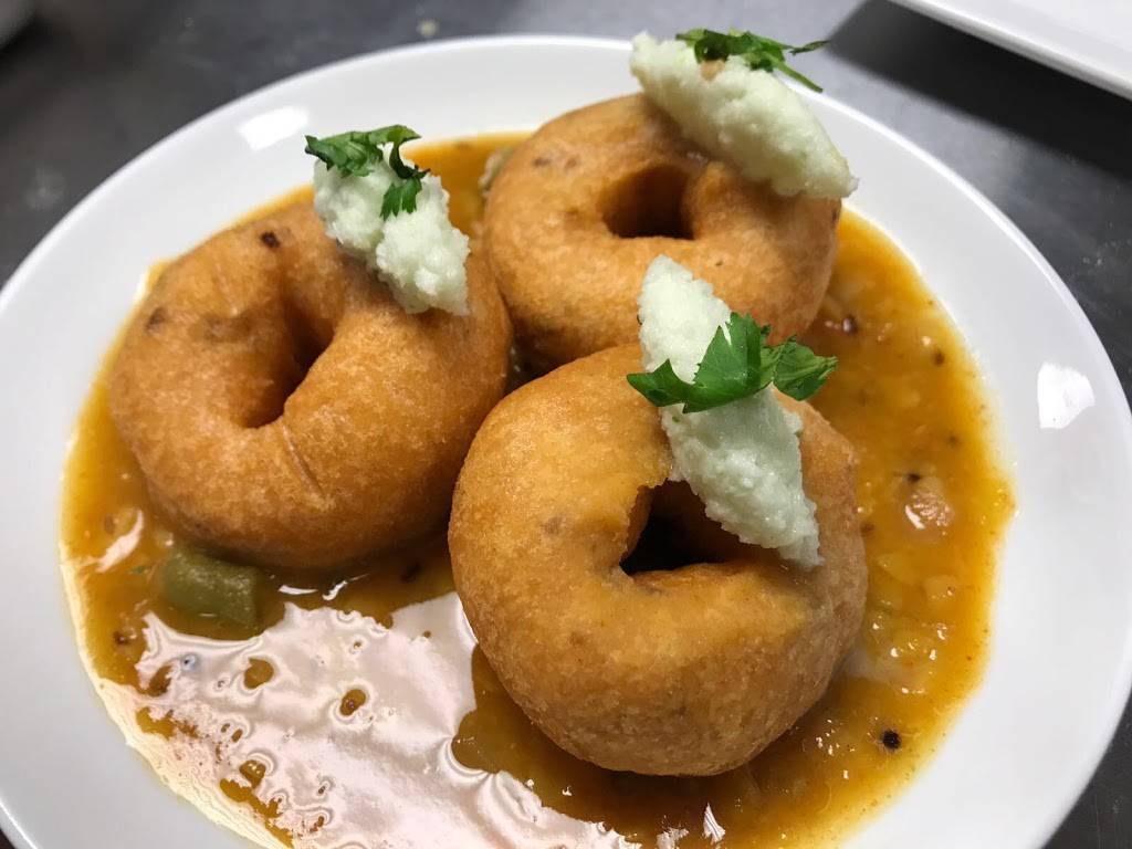 Tandoori Fusion | restaurant | 4600 Chamberlain Ln, Louisville, KY 40241, USA | 5022552590 OR +1 502-255-2590