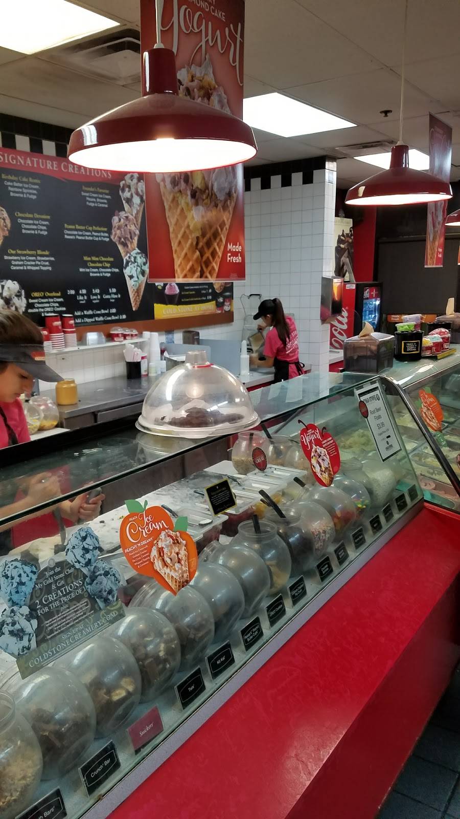 Cold Stone Creamery | bakery | 2950 Johnson Dr Ste 115, Ventura, CA 93003, USA | 8056581129 OR +1 805-658-1129