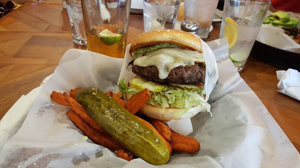 Farleys | night club | 3499 Foothills Rd, Las Cruces, NM 88011, USA | 5755220466 OR +1 575-522-0466