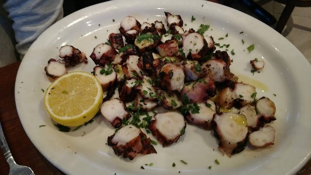 Boston Fish Market | restaurant | 412 N Milwaukee Ave, Wheeling, IL 60090, USA | 8472433700 OR +1 847-243-3700