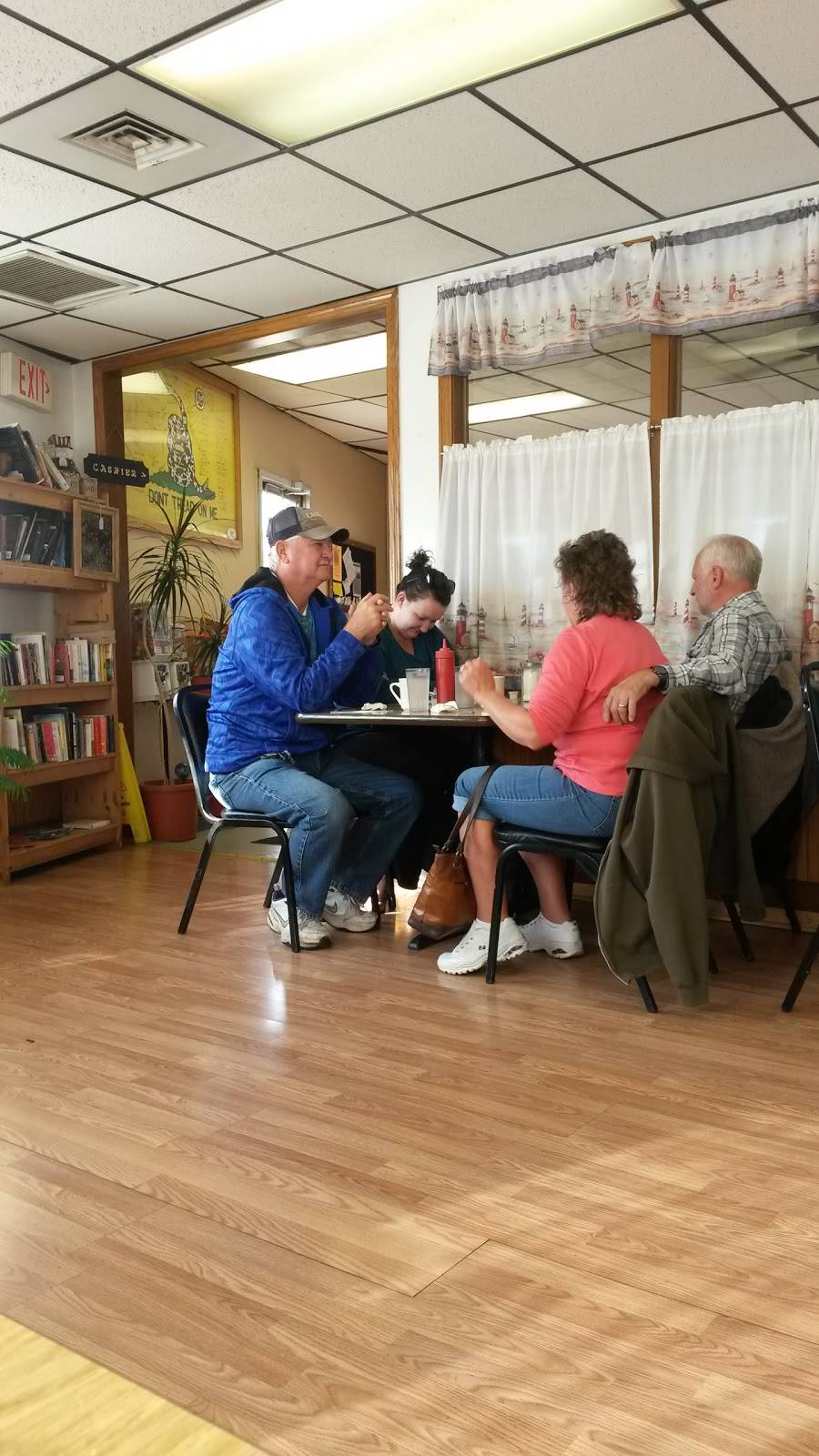 Mellors Family Restaurant | restaurant | 523 Wooster Rd, Loudonville, OH 44842, USA | 4199944551 OR +1 419-994-4551