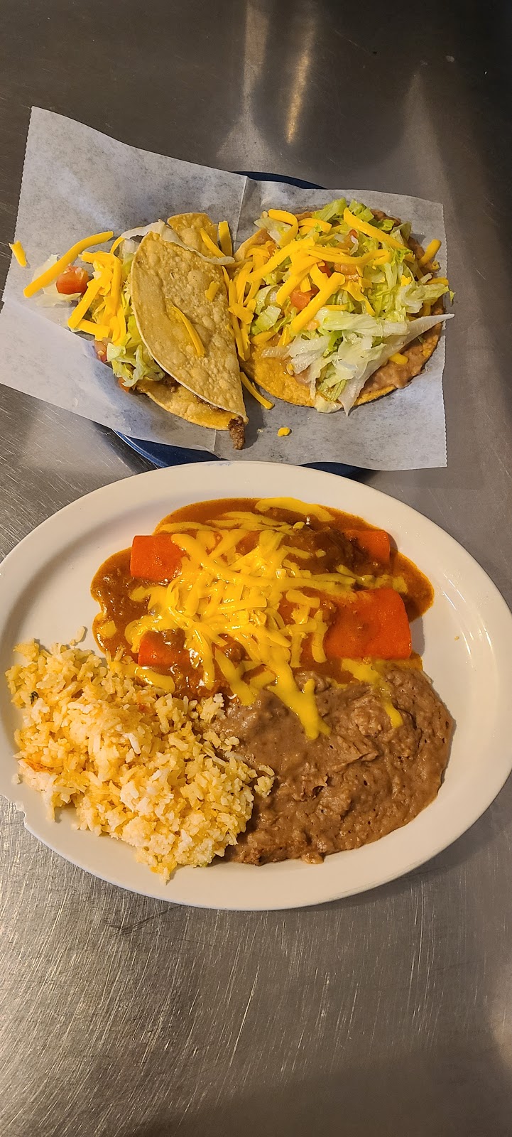 Piedras Negras Cafe | restaurant | 1701 S Laredo St, San Antonio, TX 78207, USA | 2102232512 OR +1 210-223-2512