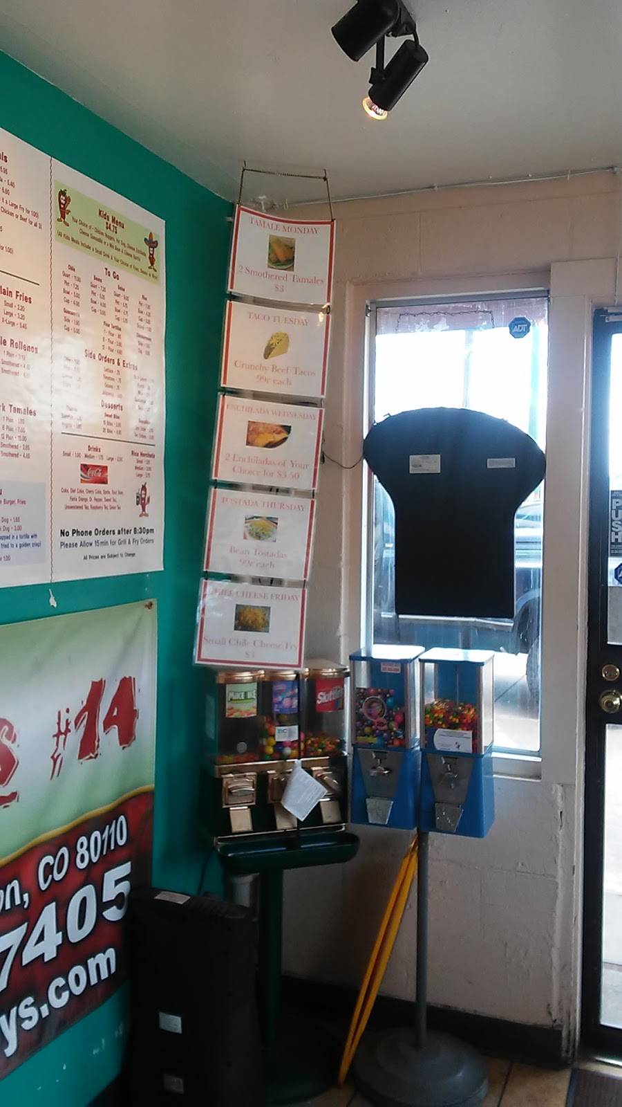 Chubbys #14 | restaurant | 5826 S Lowell Blvd, Littleton, CO 80123, USA | 3037307405 OR +1 303-730-7405